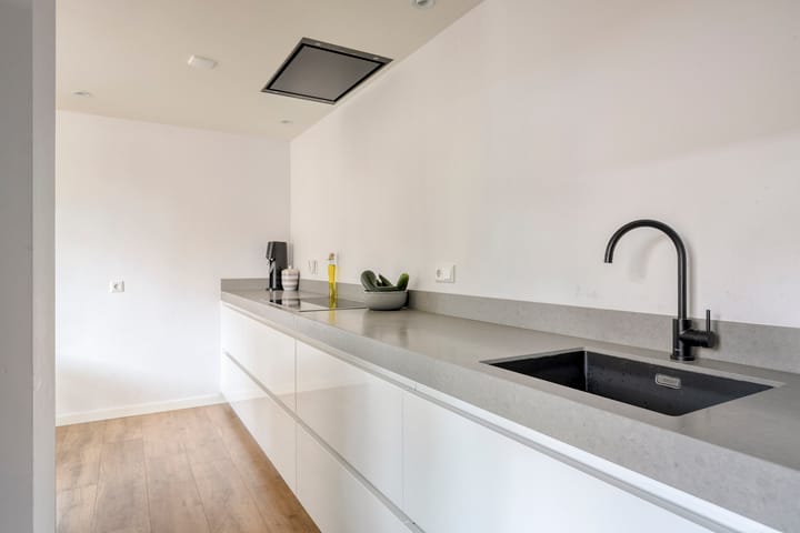 Tussenwoning te koop: Nieuwe Vlissingseweg 127, Vlissingen