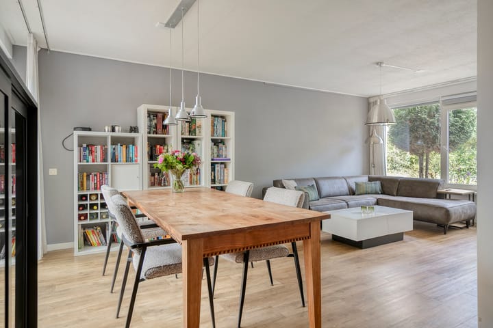 Tussenwoning te koop: Nieuwe Vlissingseweg 127, Vlissingen