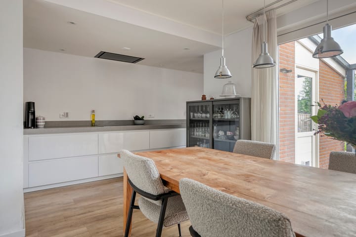 Tussenwoning te koop: Nieuwe Vlissingseweg 127, Vlissingen