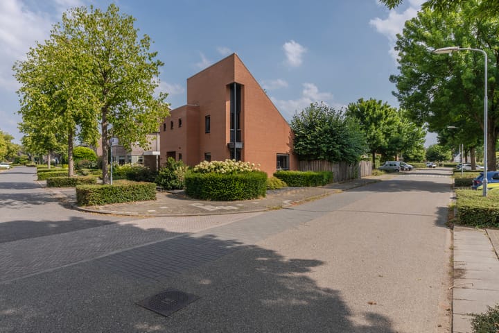 Vrijstaande woning te koop: IJsselrust 39, Westervoort