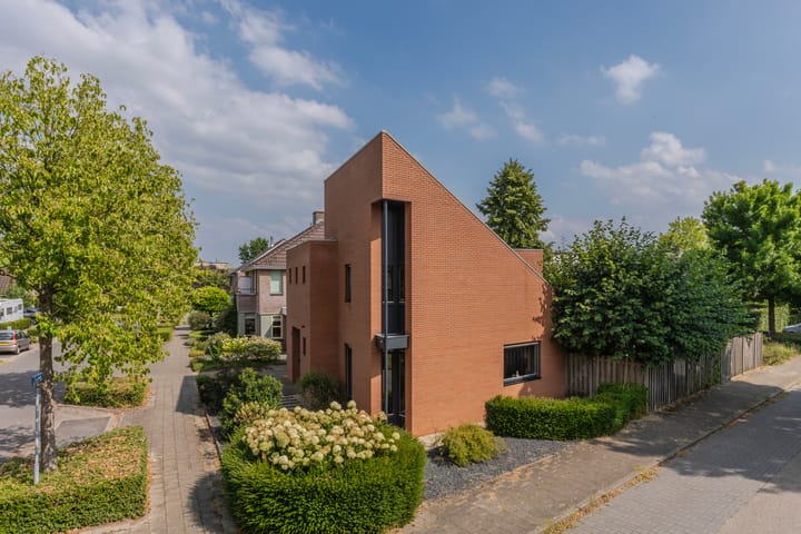 Vrijstaande woning te koop: IJsselrust 39, Westervoort