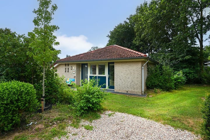 Foto 2 van Landweerswal 2-40