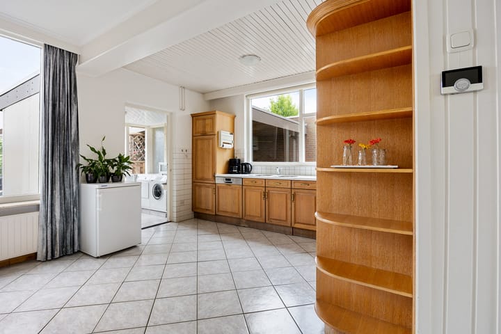 Twee-onder-één-kap te koop: Oosterdstraat 41, Berghem