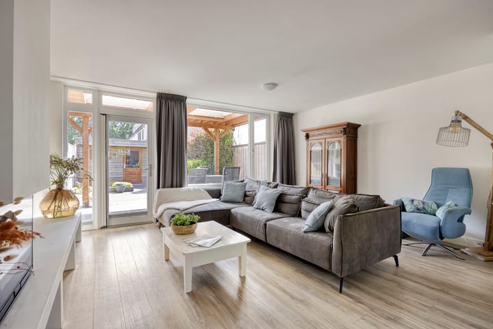 Hoekwoning te koop: Groenlostraat 10, Tilburg