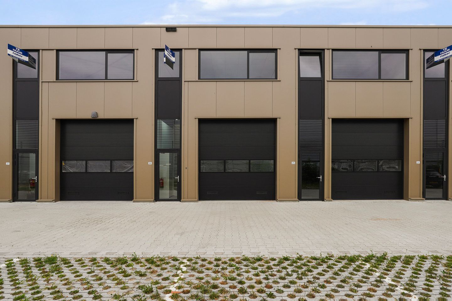 Bekijk foto 1 van Aphroditestraat 1-26