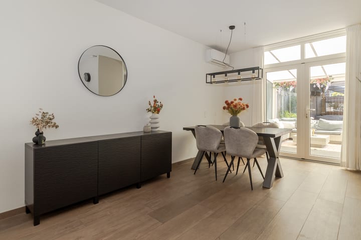 Tussenwoning te koop: Frans Halsstraat 11, Heerlen