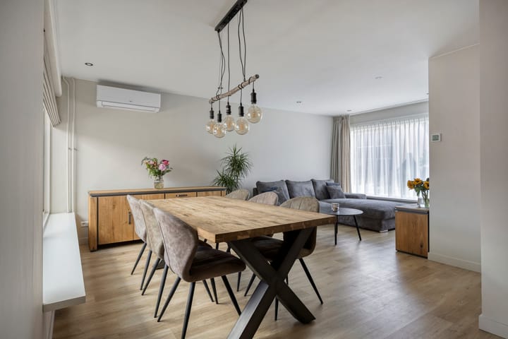 Hoekwoning te koop: Leliestraat 1, Maarheeze