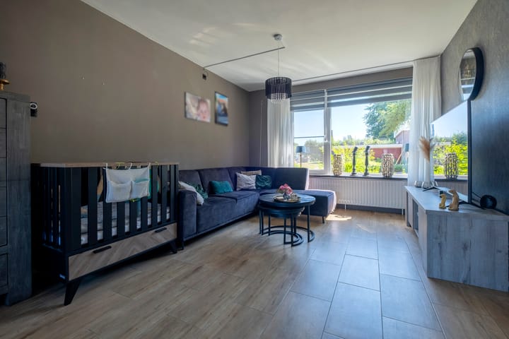 Hoekwoning te koop: Lange Kavel 49, Emmer-Compascuum