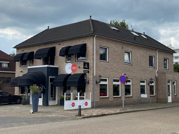 Van Vroonhovenlaan 55, Veldhoven