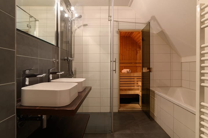 Vrijstaande woning te koop: Dukdalf 27, Maastricht