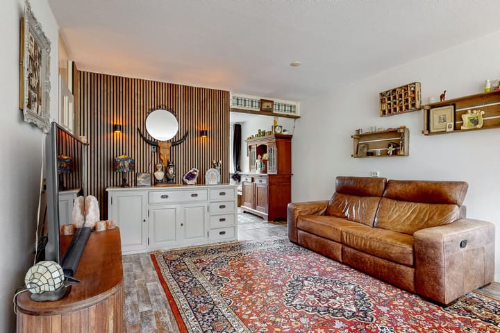 Hoekwoning te koop: Paardebloem 10, Zwaag