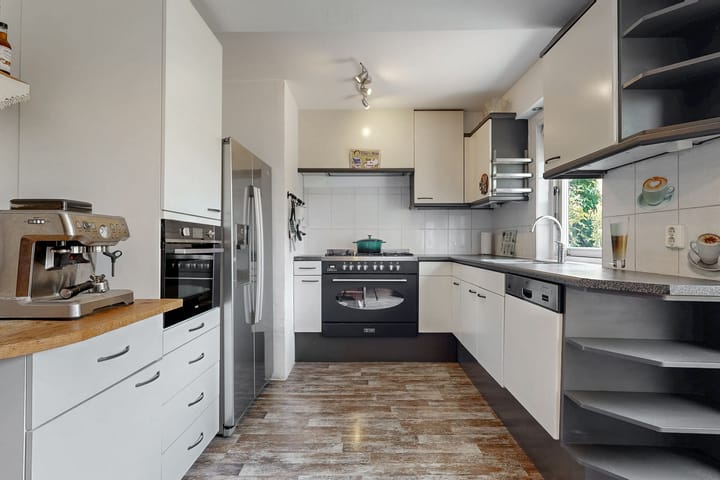 Hoekwoning te koop: Paardebloem 10, Zwaag