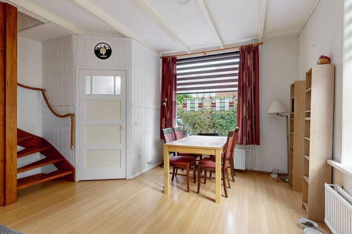 Hoekwoning te koop: Pieter Florisstraat 15, Hoorn