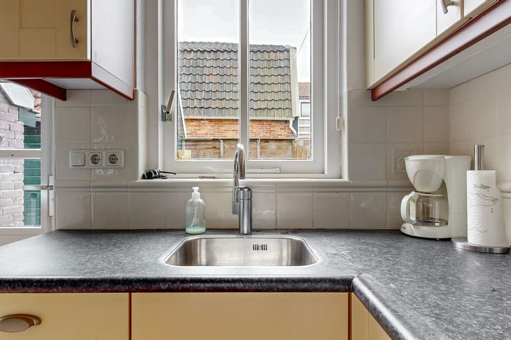 Hoekwoning te koop: Pieter Florisstraat 15, Hoorn