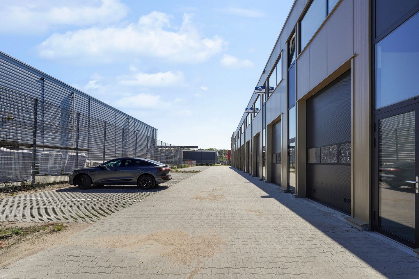 View photo 4 of Aphroditestraat 1-23