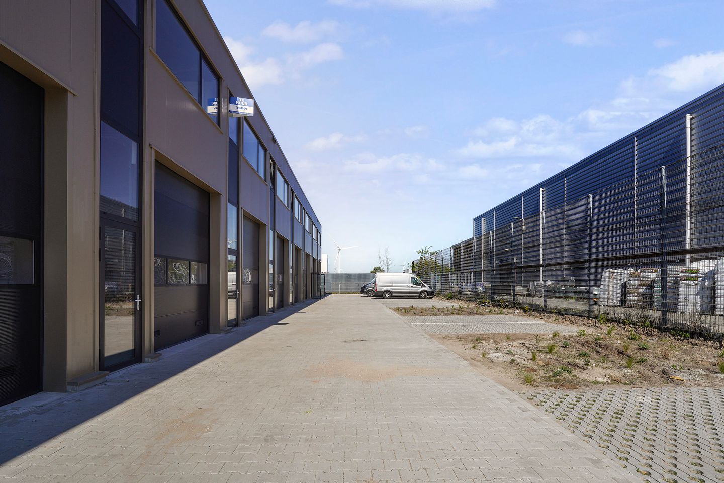 View photo 3 of Aphroditestraat 1-23