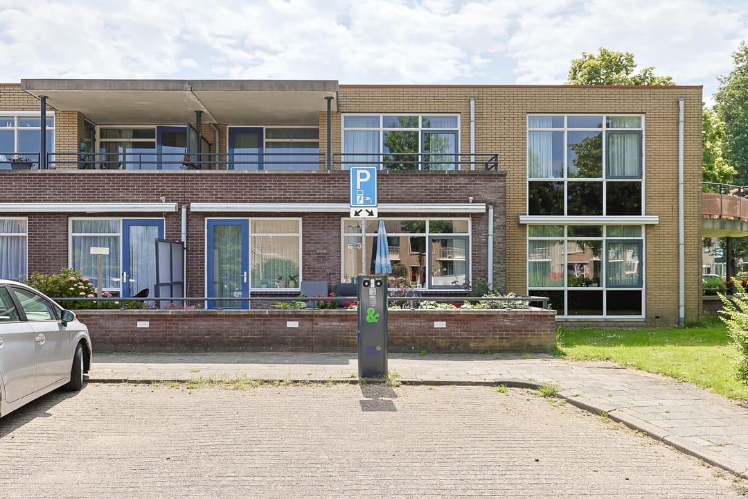 Foto 2 van A.G.M. van der Hoevenstraat 38