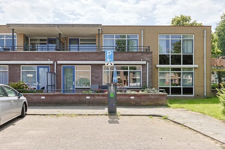Foto 2 van A.G.M. van der Hoevenstraat 38