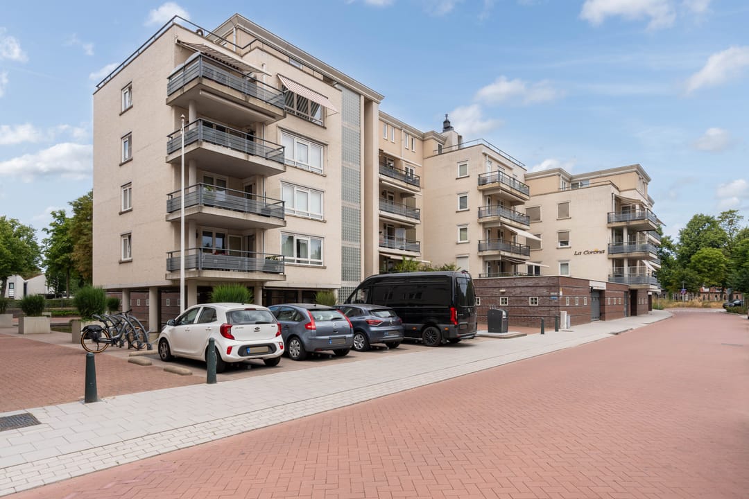 Photo 7 of Jan van der Croonstraat 69