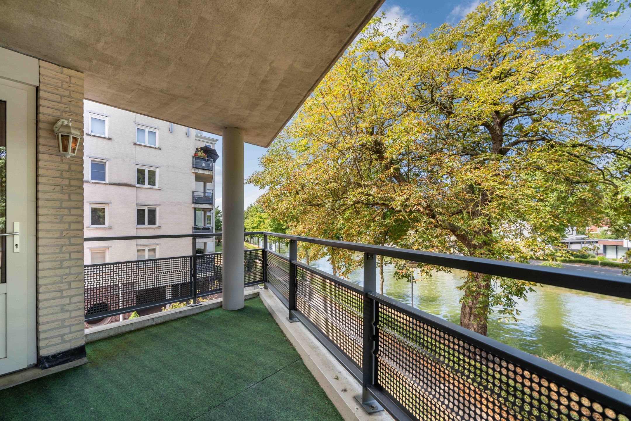 Photo 36 of Jan van der Croonstraat 69