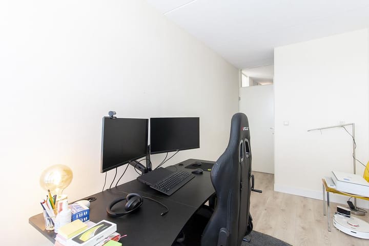 Appartement te huur: Scherpenzeelstraat 141, Amsterdam