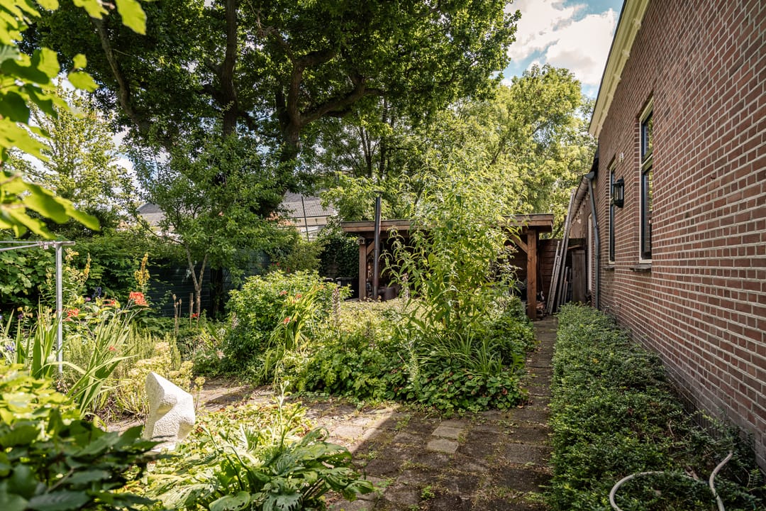 Photo 37 of Noord Schalkwijkerweg 125