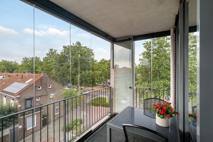 Appartement te koop: Burgemeester Pruissingel 60C, Vlaardingen