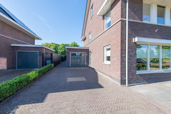 Twee-onder-één-kap te koop: Cornelis Wagenaarhof 2, Heerhugowaard
