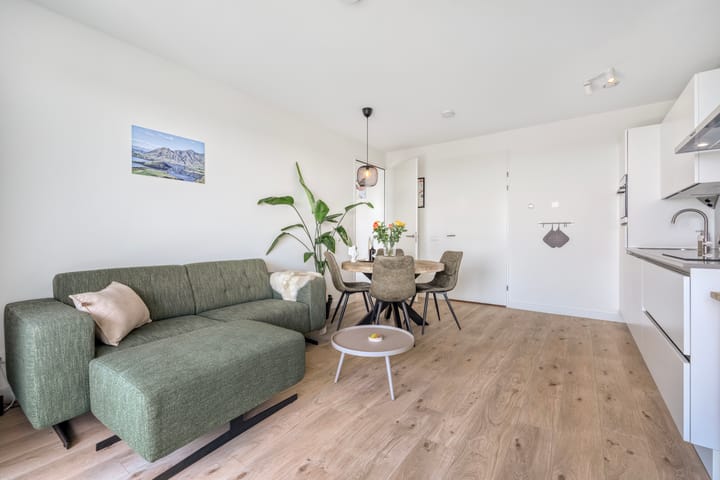 Appartement te koop: Waldorpstraat 1694, 'S-Gravenhage