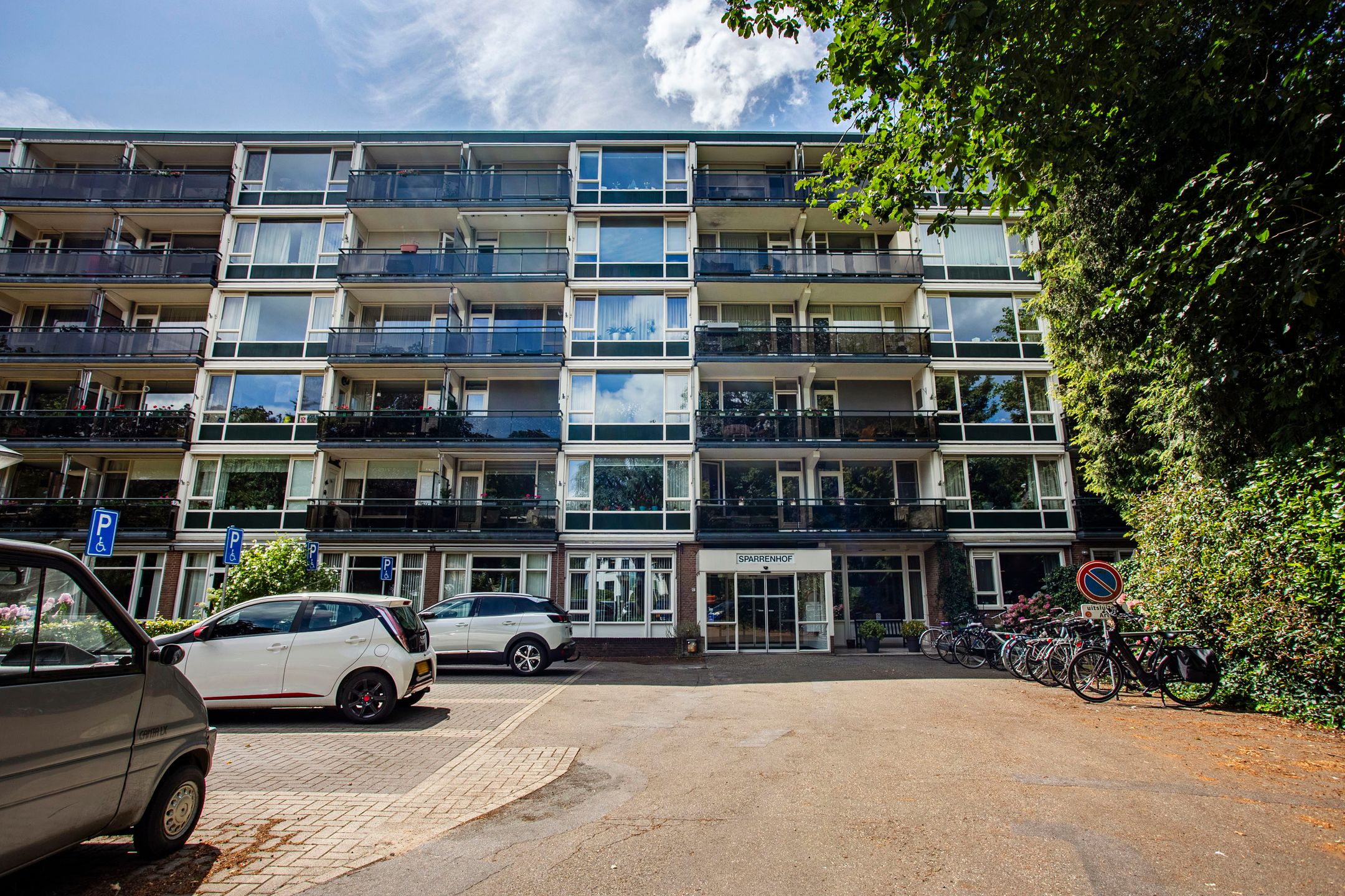 Stationsweg 92- 92 616