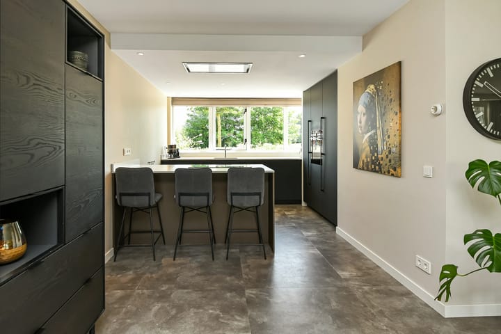 Tussenwoning te koop: Regenboog 145, Elst (Ge)