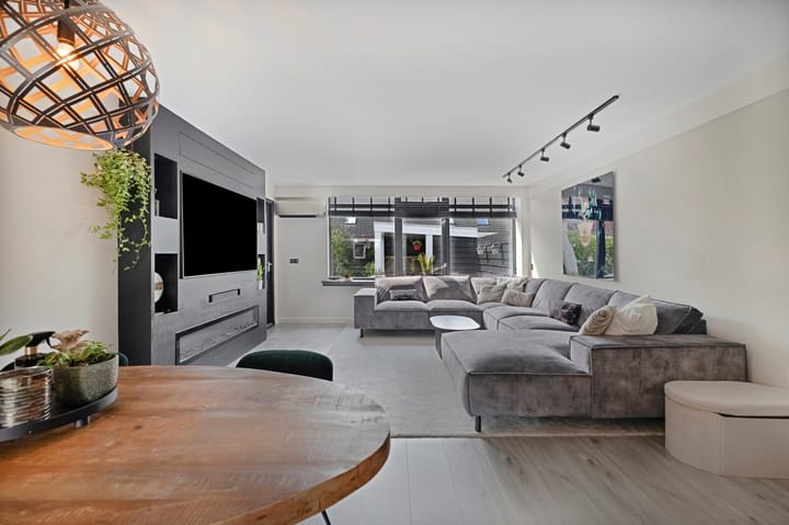 Hoekwoning te koop: Morgen 41, Stompetoren