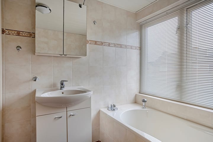 Vrijstaande woning te koop: Nachtegaallaan 4, Scherpenzeel (Ge)