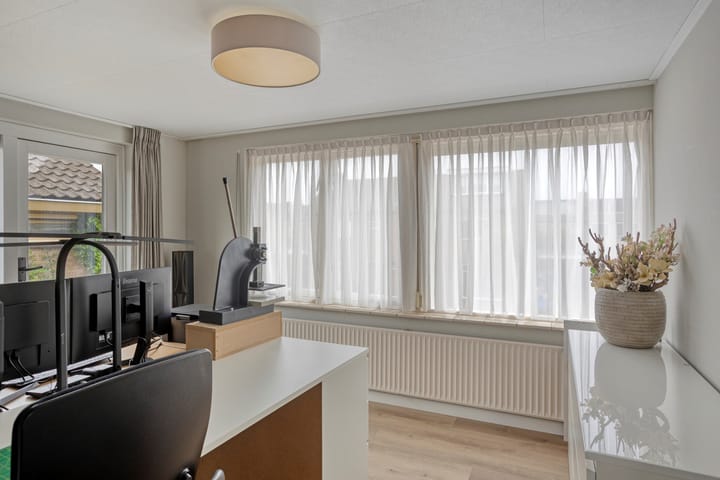 Vrijstaande woning te koop: Nachtegaallaan 4, Scherpenzeel (Ge)