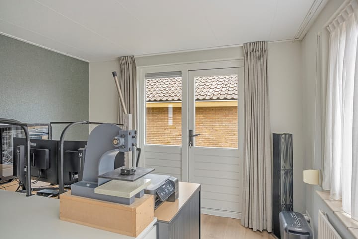 Vrijstaande woning te koop: Nachtegaallaan 4, Scherpenzeel (Ge)