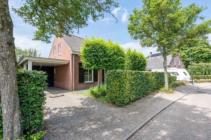 Vrijstaande woning te koop: Docfastraat 2, Diessen