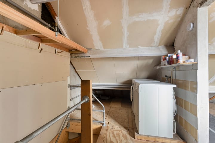 Tussenwoning te koop: Busonilaan 13, Eindhoven
