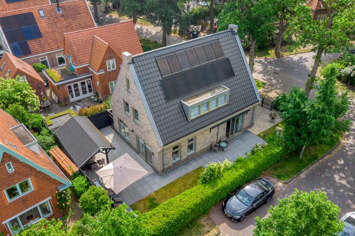 Vrijstaande woning te koop: Kruisweg 27A, Bergen (Nh)