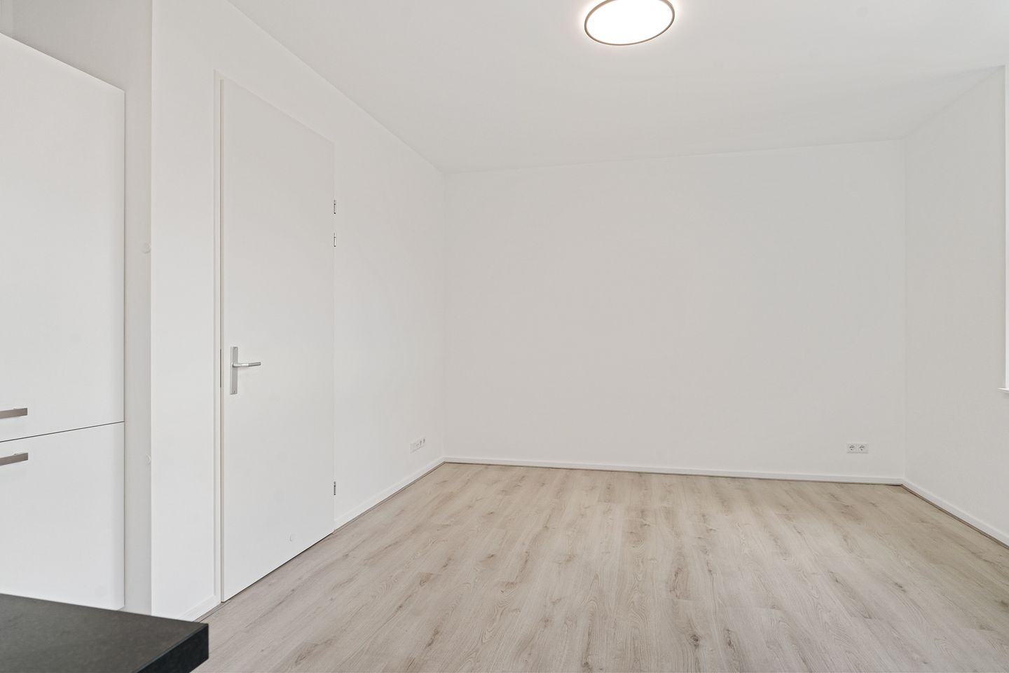 Photo 14 of Fascinatio Boulevard 890-L