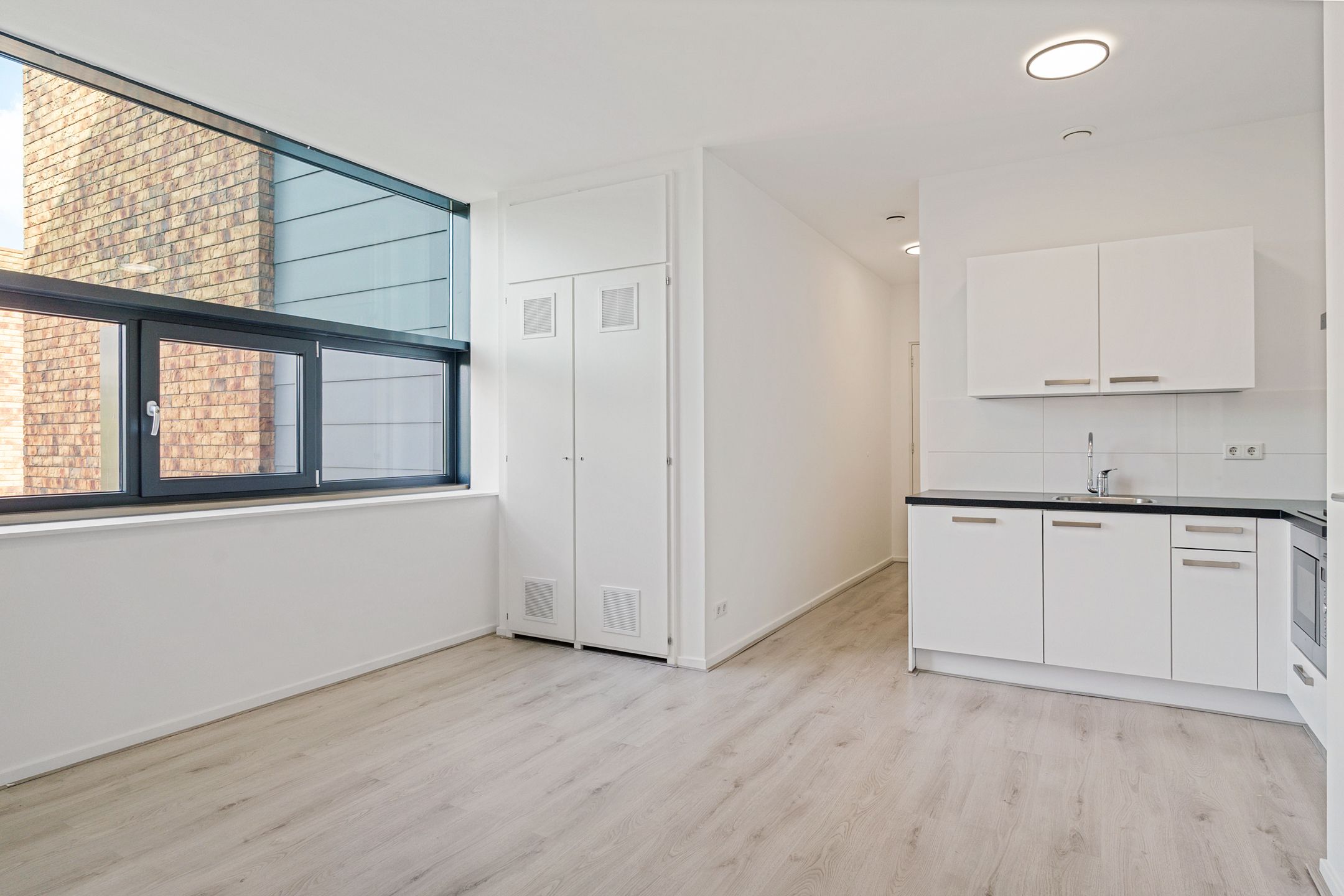 Photo 15 of Fascinatio Boulevard 890-L