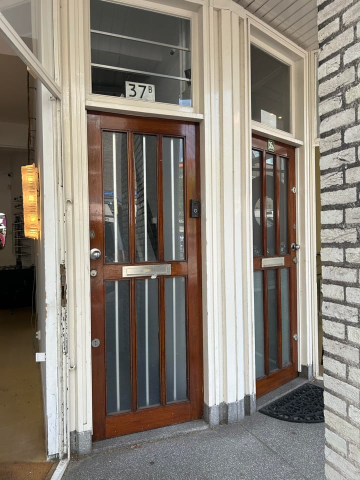 Tussenwoning te huur: Pannekoekstraat 37B, Rotterdam