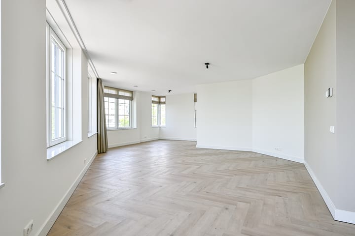 Appartement te huur: Zuideinde 1C, Wormerveer