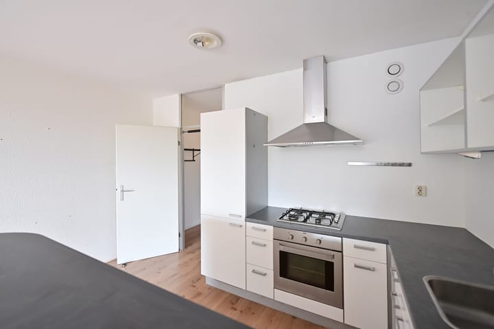 Appartement te koop: Noordse Bosje 34, Hilversum