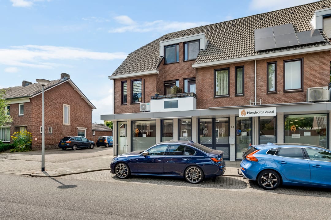 Photo 32 of Meerkamp 1-D