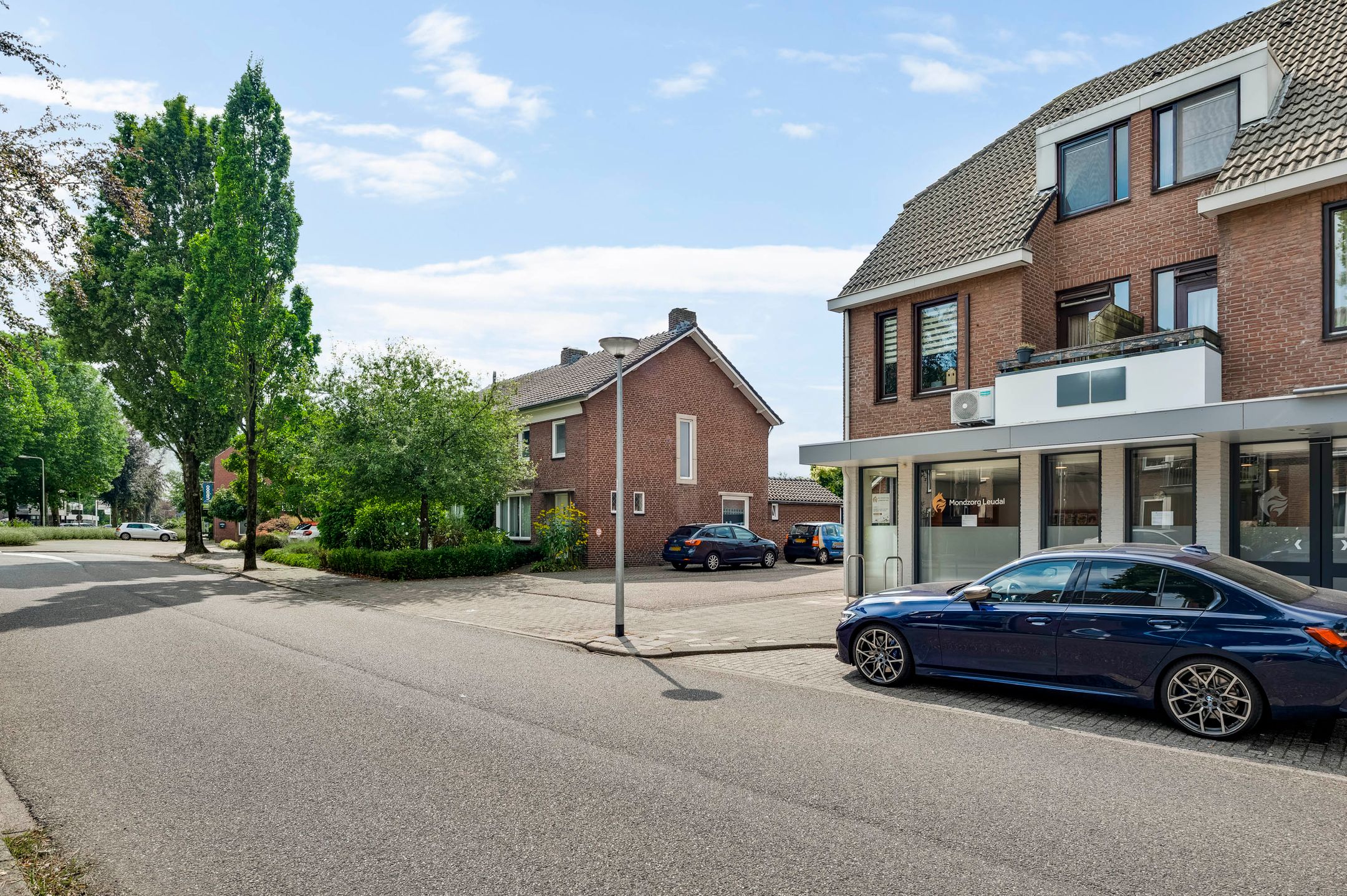 Photo 33 of Meerkamp 1-D
