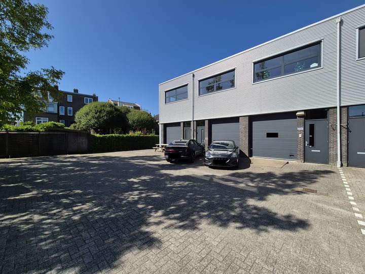 Rivierdijk 643-J, Hardinxveld-Giessendam