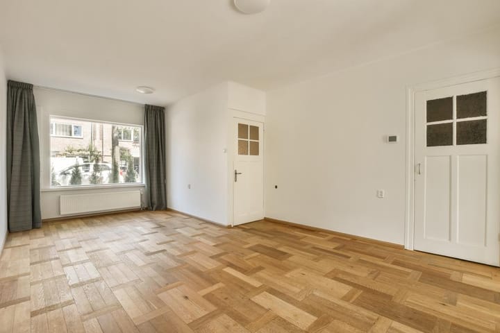 Tussenwoning te huur: Spaarnhovenstraat 30, Haarlem