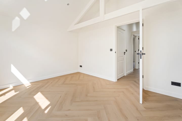 Tussenwoning te koop: Jan van der Heijdenstraat 10, Gouda