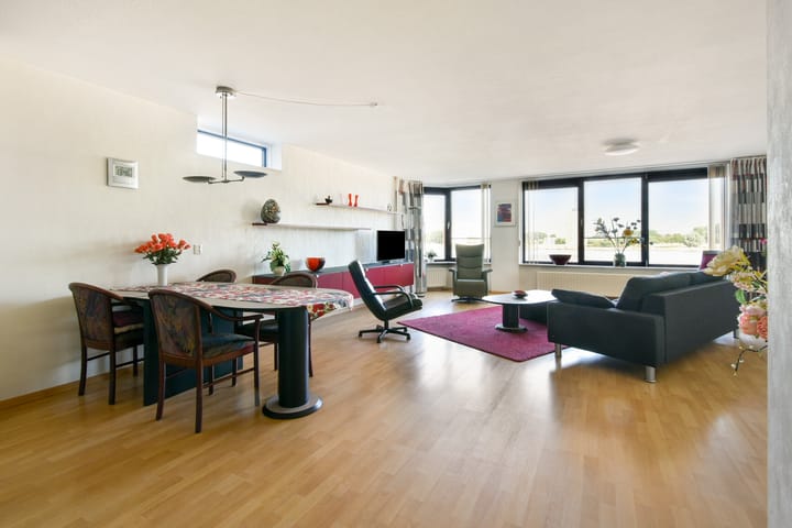 Appartement te koop: Maasboulevard 44A, Spijkenisse