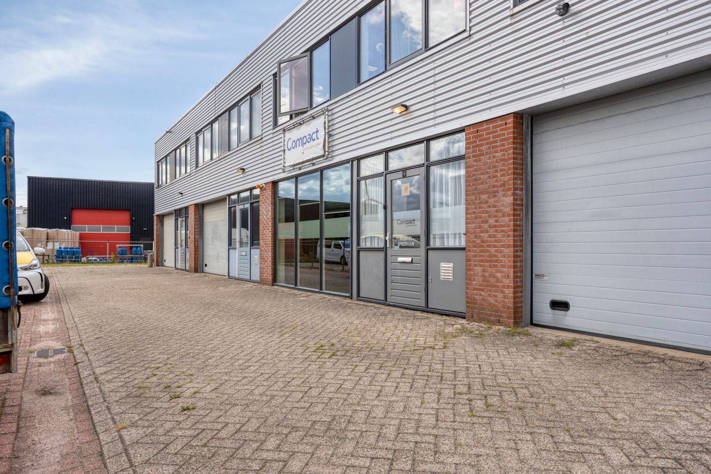 Bekijk foto 2 van Castorweg 9-19